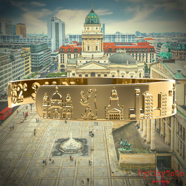 A Golden bracelet with famous motifs of Berlin