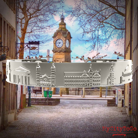 Armreif mit Reliefs bekannter Motive der Stadt Düsseldorf in Silber hochglanz