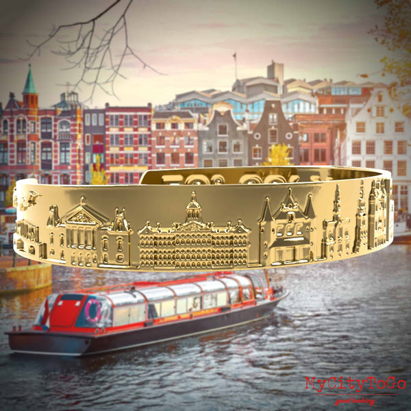 golden bracelet with famous motifs from the city of Amsterdam