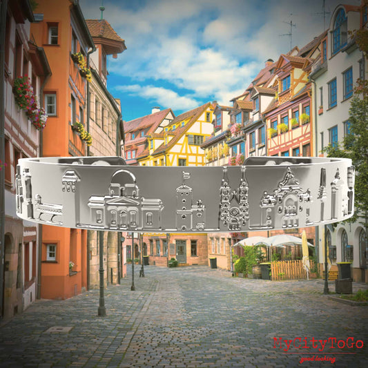 Armreif mit Reliefs bekannter Motive der Stadt Nürnberg in Silber hochglanz