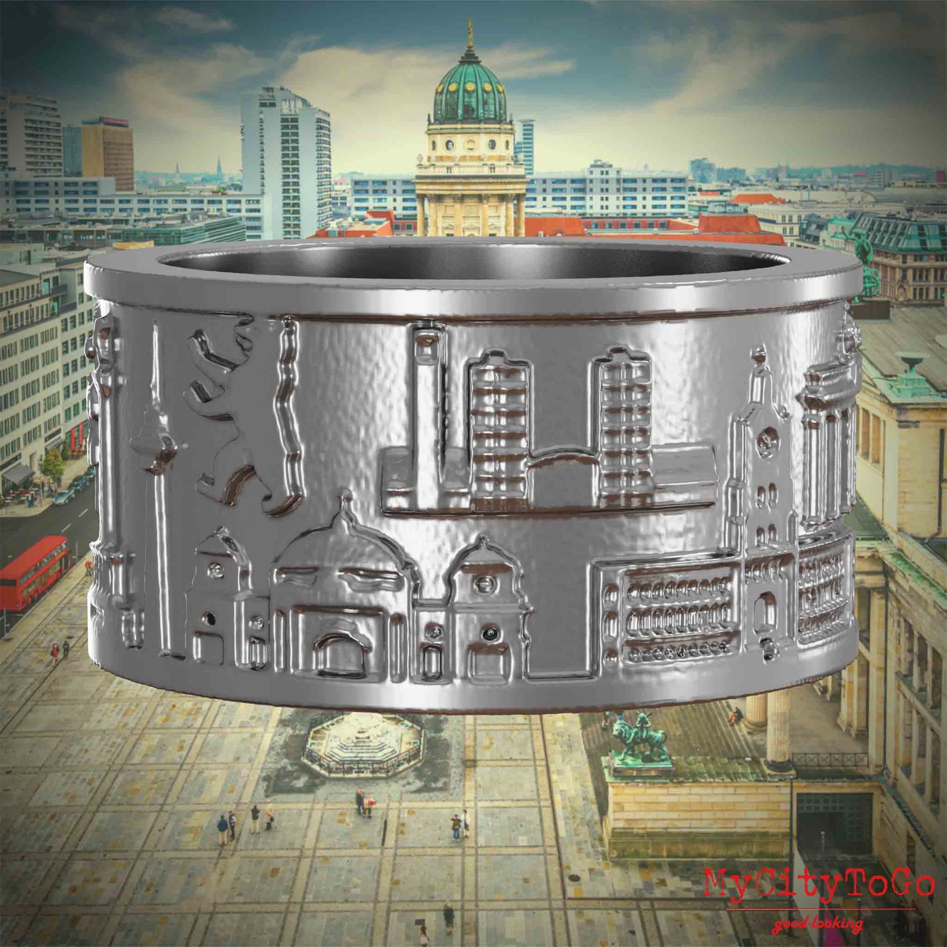 Ring aus Edelstahl mit Reliefs bekannter Sehenswürdigkeiten der Stadt Berlin